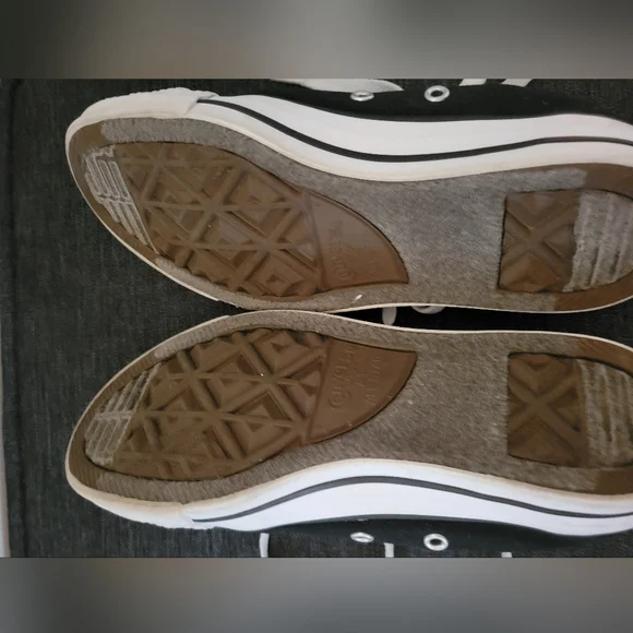 Converse sneakers - Picture 4 of 7